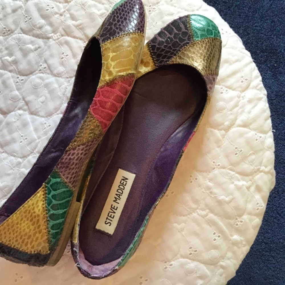 Multi color animal print slip on shoes - Picture 2 of 3